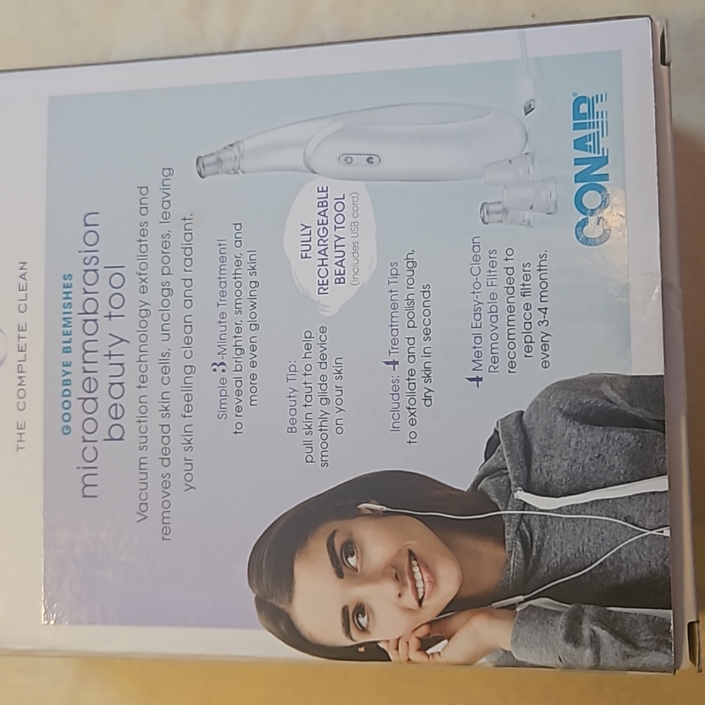 Conair, Microdermabrasion beauty tool - Picture 6 of 11